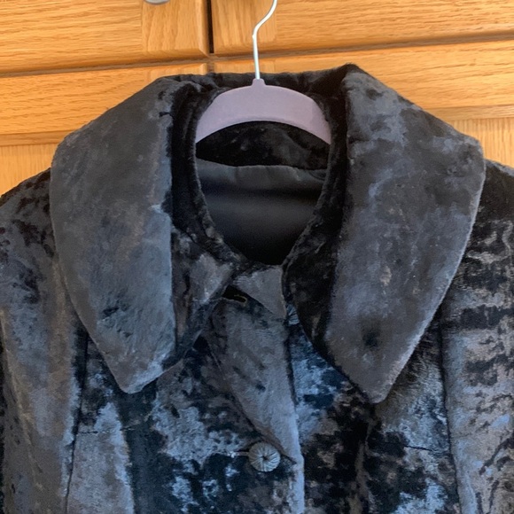 Vintage Niccolini Black Crushed Velvet Cape Women’s S Dramatic Statement - Picture 4 of 17